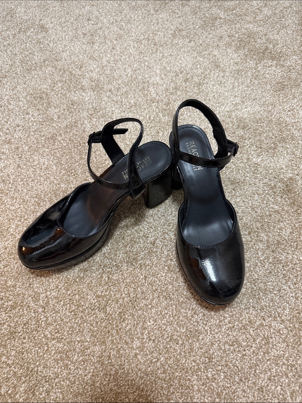 Kenneth Cole Reaction Black Patent Mary Jane Block Heels